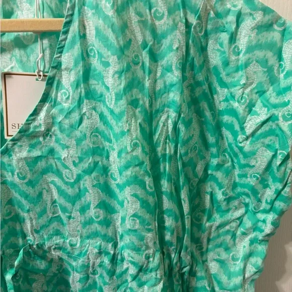 Swim coverup - Picture 3 of 10